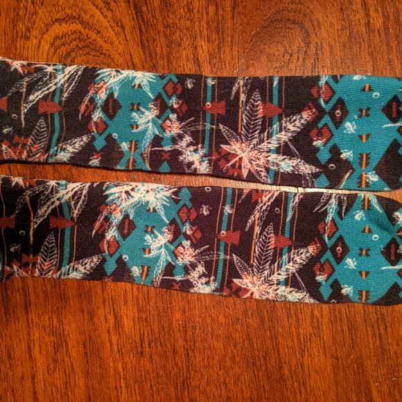 CANNABIS SOCKS - Picture 2 of 2